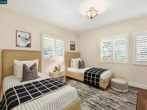 12 Moss Ln, Lafayette CA 94549