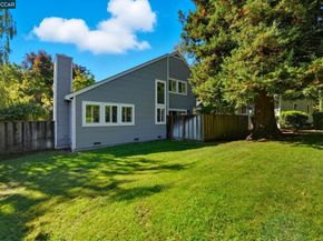 12 Moss Ln, Lafayette CA 94549
