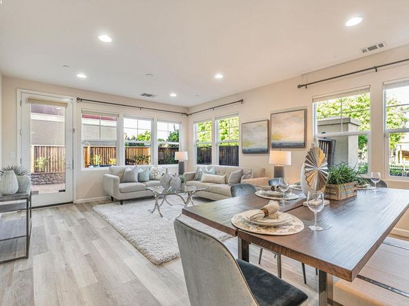 5801 Flora Cmn, Livermore CA 94551