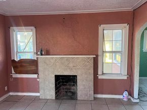 5553 Harvey Ave, Oakland CA 94621