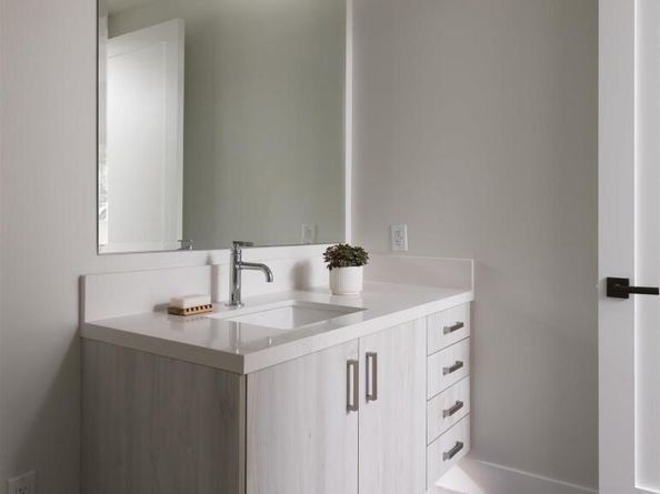 375 W El Pintado 202, Danville CA 94526