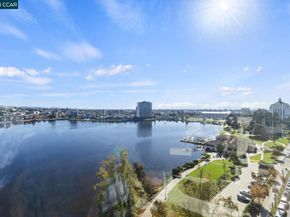 1 Lakeside Dr 1404, Oakland CA 94612