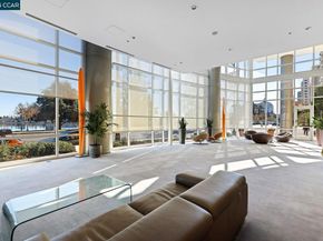 1 Lakeside Dr 1404, Oakland CA 94612