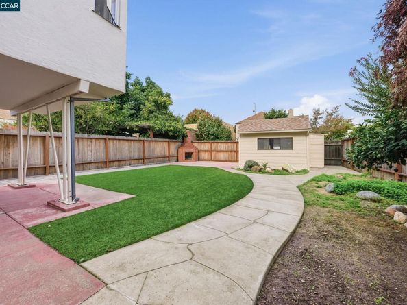 576 Begier Ave, San Leandro CA 94577