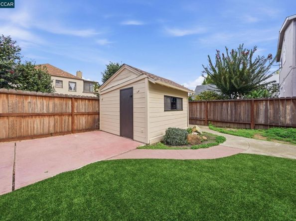 576 Begier Ave, San Leandro CA 94577