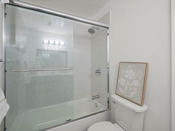 2253 Kalenda Cmn, Fremont CA 94539