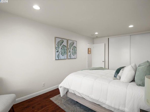 2253 Kalenda Cmn, Fremont CA 94539