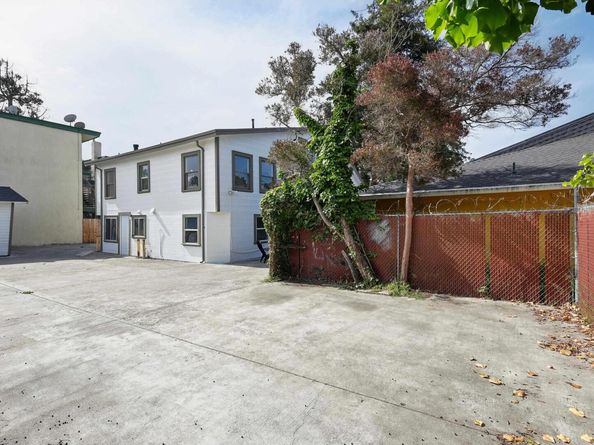3064 E 15th ST, Oakland CA 94601