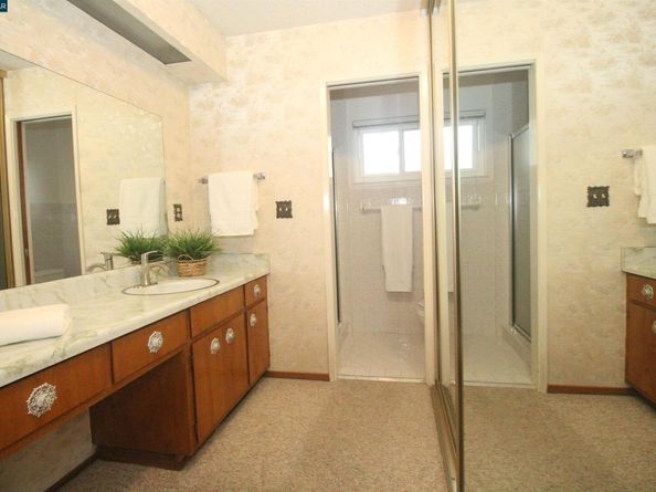 725 Vaqueros Ave, Rodeo CA 94572