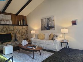 725 Vaqueros Ave, Rodeo CA 94572