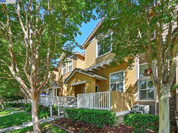4683 Mangrove Dr, Dublin CA 94568