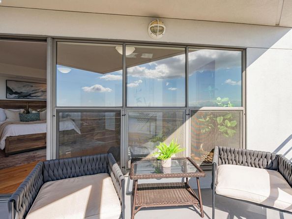 1522 Grand View Drive, Berkeley CA 94705