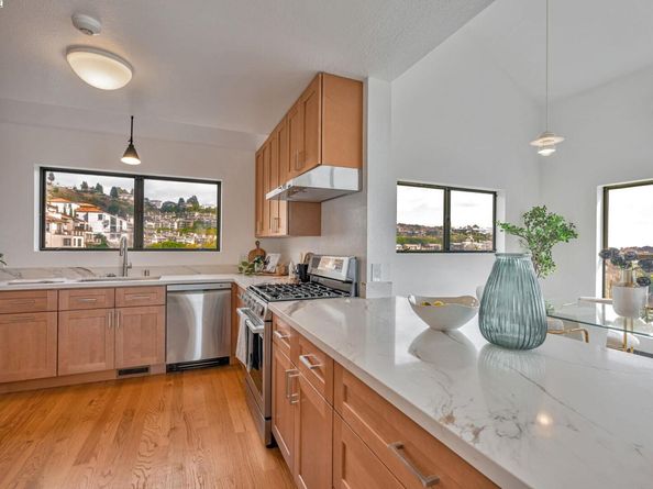 1522 Grand View Drive, Berkeley CA 94705