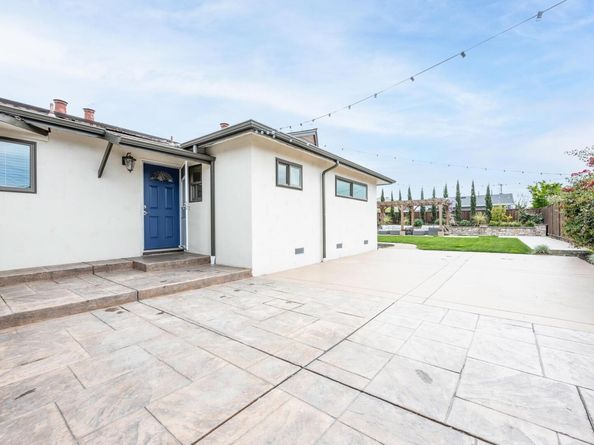 1338 Thais Ln, Hayward CA 94544