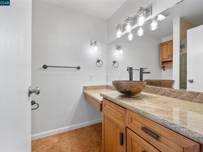 824 Center Ave, Martinez CA 94553