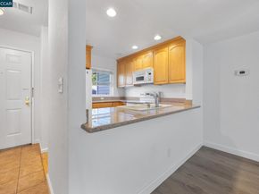 824 Center Ave, Martinez CA 94553