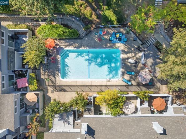 824 Center Ave, Martinez CA 94553