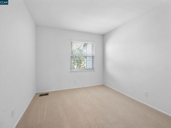 824 Center Ave, Martinez CA 94553