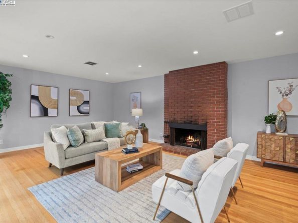 21 Tyson Cir, Piedmont CA 94611