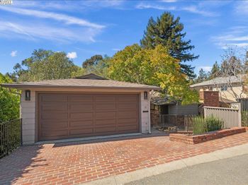 21 Tyson Cir