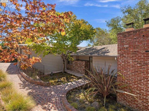 21 Tyson Cir, Piedmont CA 94611