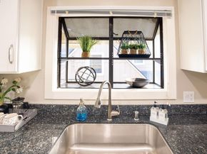 2925 El Monte Ave, Oakland CA 94605