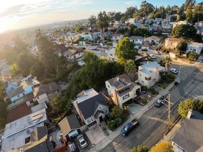 2925 El Monte Ave, Oakland CA 94605