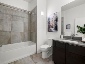 1545 32nd Street 104, Oakland CA 94608