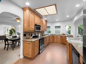 912 Brown St, Martinez CA 94553