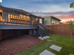 737 61st St, Oakland CA 94609