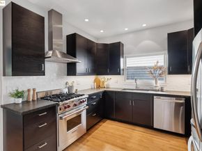 737 61st St, Oakland CA 94609