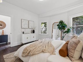 737 61st St, Oakland CA 94609