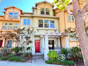 653 Macarthur Blvd