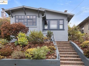 3826 Lincoln Ave