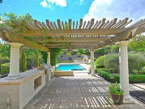 2514 Pomino Way, Pleasanton CA 94566