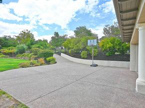 2514 Pomino Way, Pleasanton CA 94566