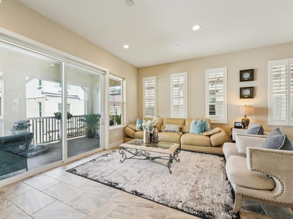 7213 Calistoga Ln, Dublin CA 94568