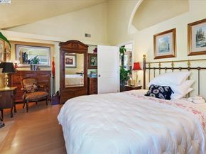 137 Parfait Ln, Alameda CA 94502