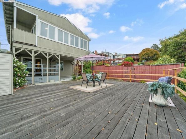 812 Washington Avenue, Albany CA 94706
