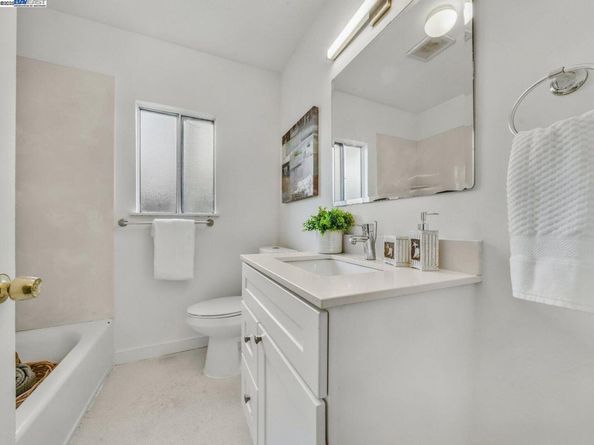 812 Washington Avenue, Albany CA 94706