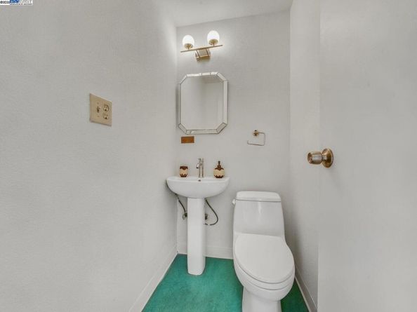 812 Washington Avenue, Albany CA 94706