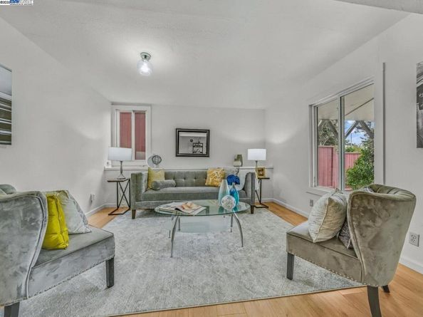812 Washington Avenue, Albany CA 94706