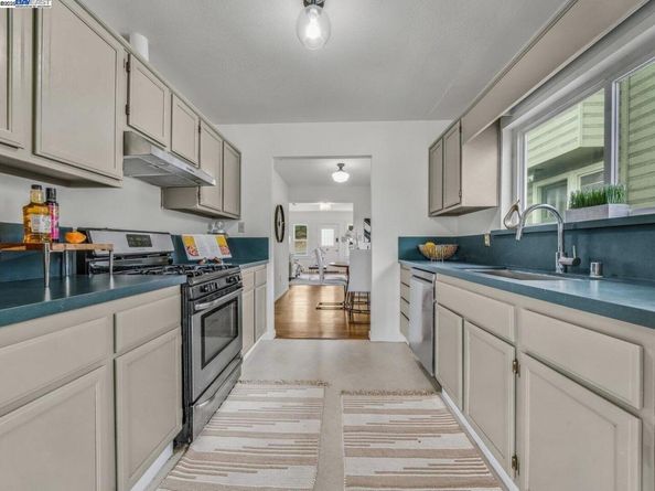 812 Washington Avenue, Albany CA 94706