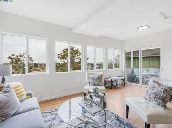812 Washington Avenue, Albany CA 94706