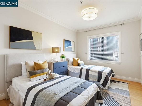 1300 7th Avenue 1, San Francisco CA 94122
