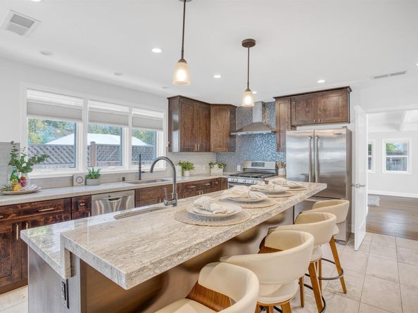 337 Farrelly Dr, San Leandro CA 94577