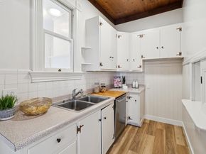 2120 Encinal Ave, Alameda CA 94501