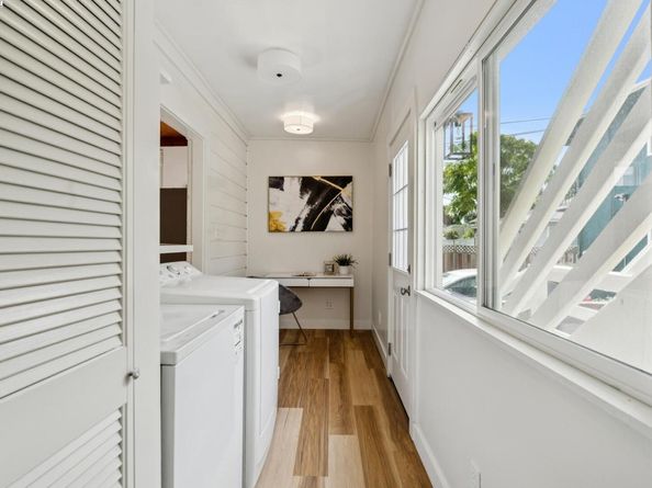 2120 Encinal Ave, Alameda CA 94501