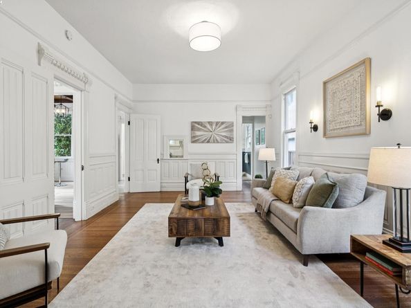 2120 Encinal Ave, Alameda CA 94501