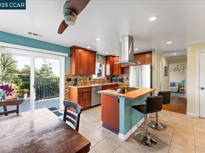 1236 Highland Blvd, Hayward CA 94542
